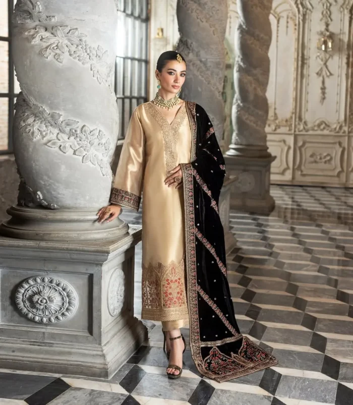 THREAD SHAWL - Image 1