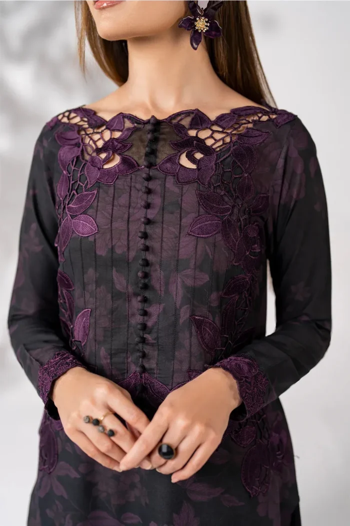 IZNIK BLACK - Image 2